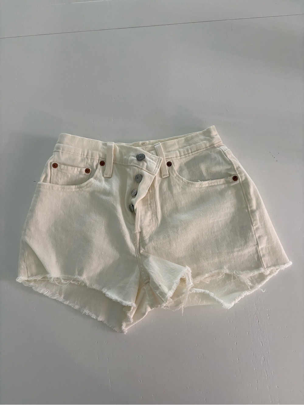Levi’s Women's 501 Cream Colored Shorts